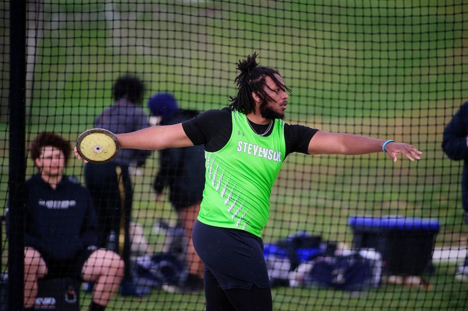 Williams Sets School Record, Takes Fifth in Discus at AARTFC Championships